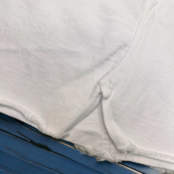 Frame Denim ‘Le Mini Jean Skirt’ in “Blanc” With Raw Split Hem Detail Size 28 - Picture 15 of 16
